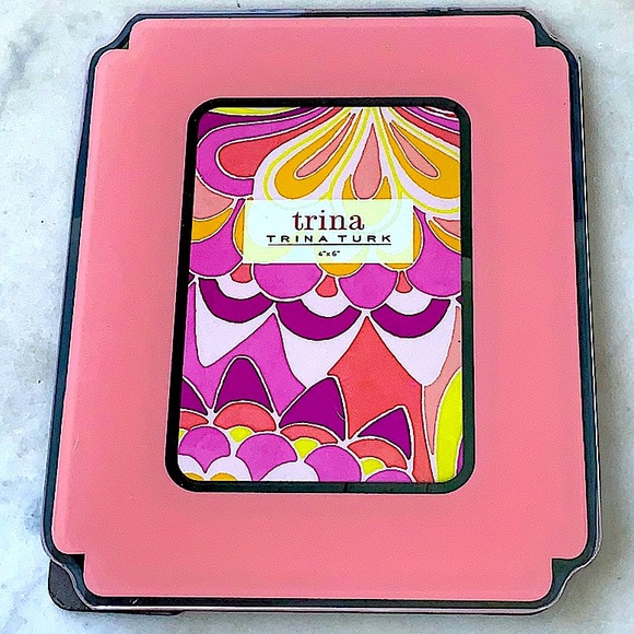 TRINA TURK PICTURE FRAME 4 BY 6 BLUSH SILVER NEW - Picture 2 of 12